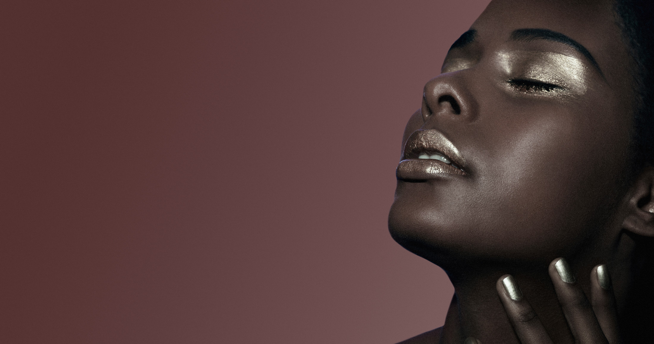 makeup for female photoshoot 